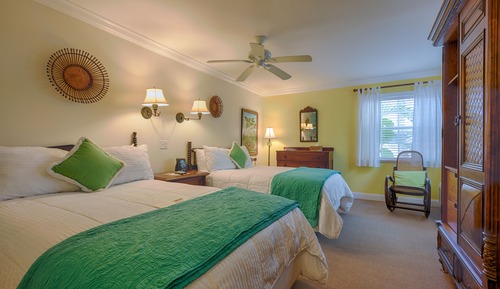 Standard Room, 2 Double Beds, Non Smoking, Pool View (2nd Floor)