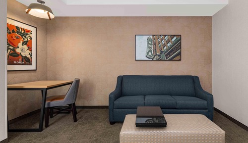 Suite, 1 King Bed with Sofa bed (Sofa Sleeper, Roll-in Shower, 2 Rooms)