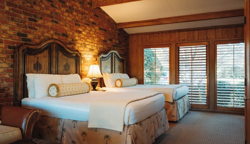Standard Room, 2 Double Beds (Needles Two Double Suite with View)