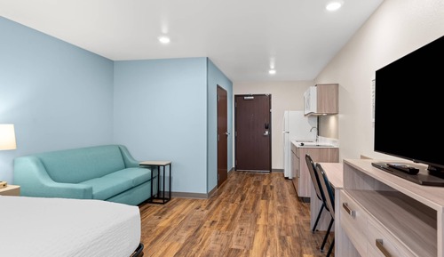 Suite, 1 King Bed, Non Smoking