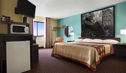 Studio Suite, 1 King Bed, Non Smoking