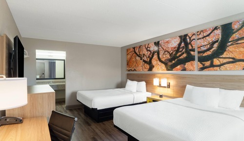 Room, 2 Queen Beds, Smoking