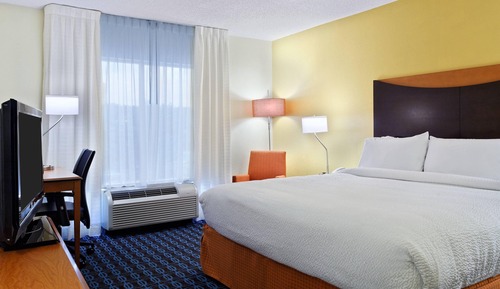 Room, 1 King Bed (Mobility/Hearing Accessible, Tub)