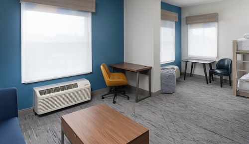 Family Suite, 1 Bedroom, Accessible (Mobility)
