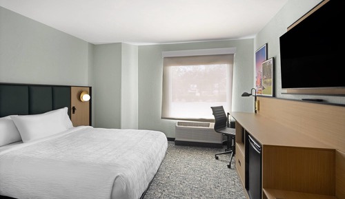Room, 1 Queen Bed, Hearing Accessible, Non Smoking