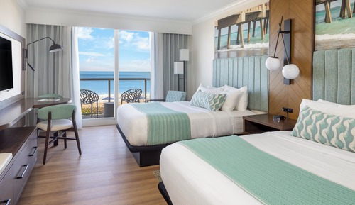 Room, 2 Queen Beds, Balcony, Oceanfront