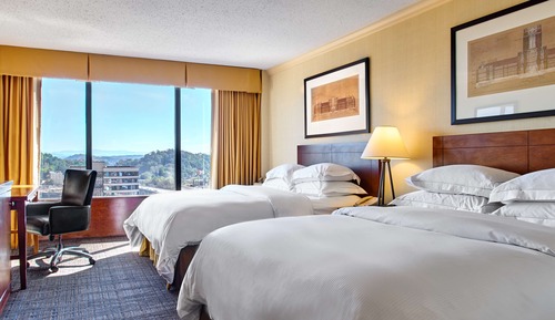 Executive Room, 2 Queen Beds, River View