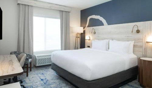 Standard King Room