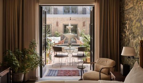 Studio with Garden View