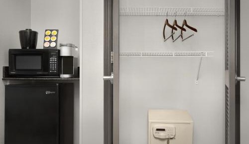 Queen Suite