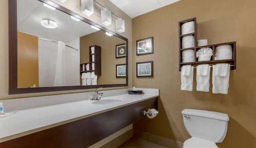 Queen Suite with Two Queen Beds - Non-Smoking
