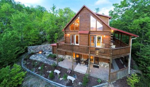 Three-Bedroom Vacation Home 