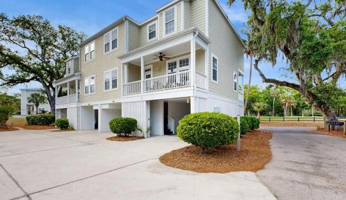 Four-Bedroom Vacation Home