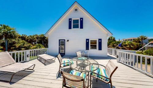 Three-Bedroom Vacation Home 