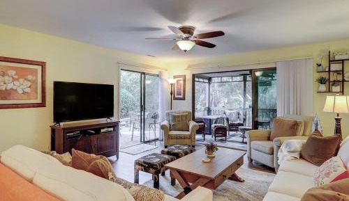 Three-Bedroom Vacation Home 