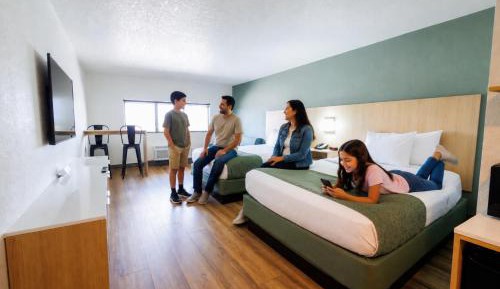Two Beds Tower (Newly Renovated)