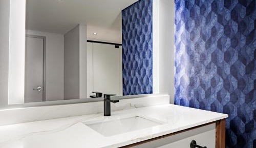 Valley Premium Room , 1 King (Newly Renovated)