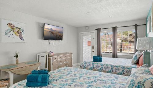 Double Queen Room