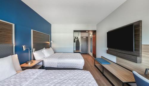 Queen Room with Two Queen Beds and Walk-In Shower