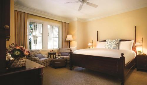 Forest View King Room