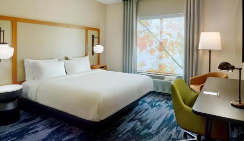 Standard King Room
