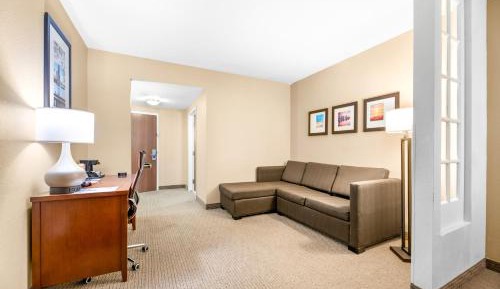 Queen Suite