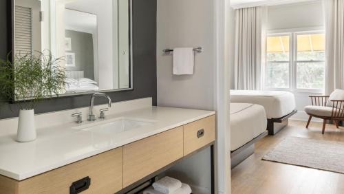 Premium Queen Room with Two Queen Beds and Balcony