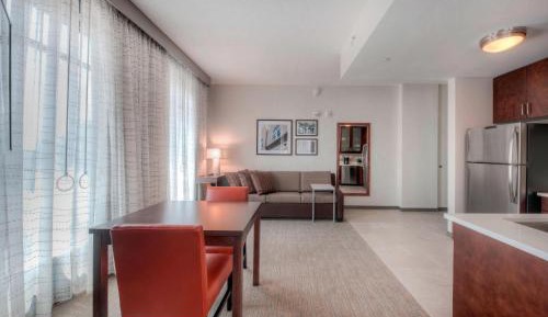 1 Bedroom Suite, 1 King, Sofa bed, Corner room, Balcony