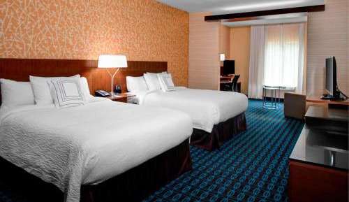 Queen Suite with Two Queen Beds and Sofa Bed - Hearing Accessible