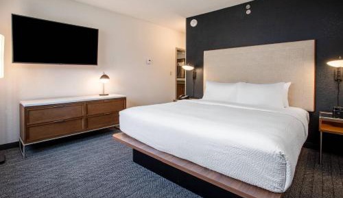 One-Bedroom King Suite with Sofa Bed