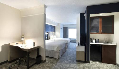 Queen Suite with Two Queen Beds and Trundle Sofa - Hearing Accessible