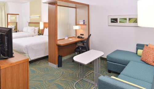 Queen Suite with Two Queen Beds and Trundle Sofa - Hearing Accessible