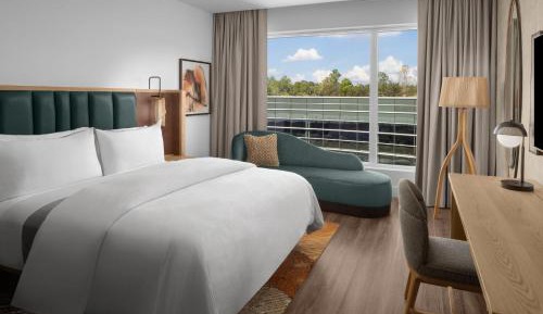 King Room with Courtyard View 