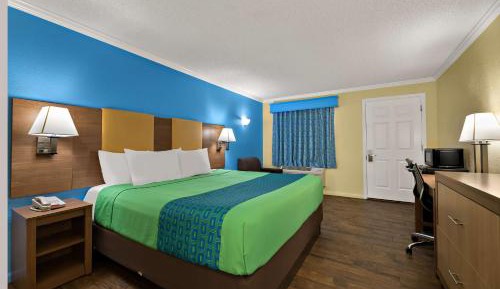King Room - Non-Smoking