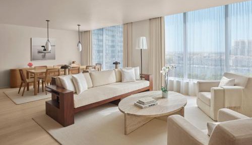 Bay Suite