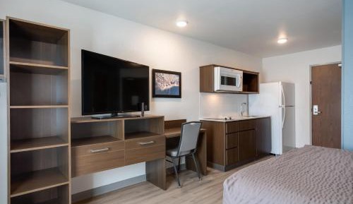QUEEN SUITE