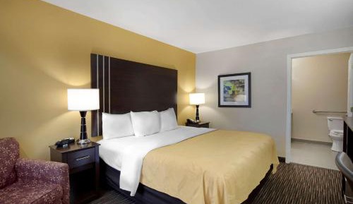 King Room - Accessible/Non-Smoking