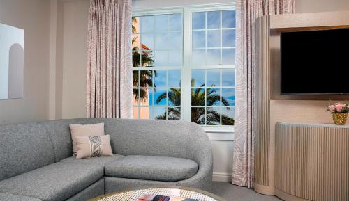 Luxury King Junior Suite