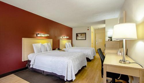 Deluxe Room with Two Double Beds Smoke Free
