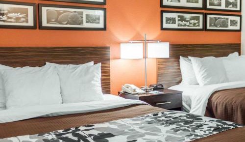 Queen Room with Two Queen Beds - Non-Smoking