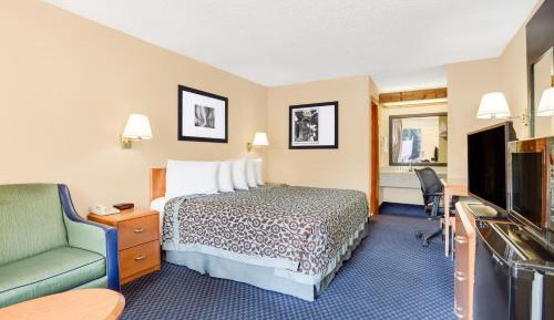 King Room - Disability Access/Smoking