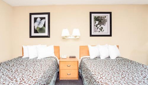 Double Room with Two Double Beds - Smoking