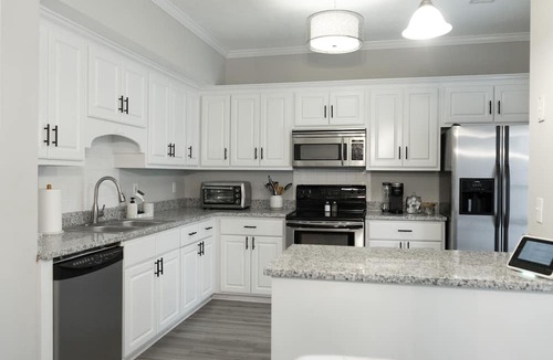 National Hills House | SPACIOUS TOWNHOME NEWLY RENOVATED! BEST LOCATION AUGUSTA HAS TO OFFER!