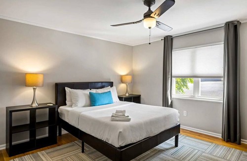 Brookwood Apartment | Brookwood Courtyard by BCA Furnished Apartments Bcc2b 04 D