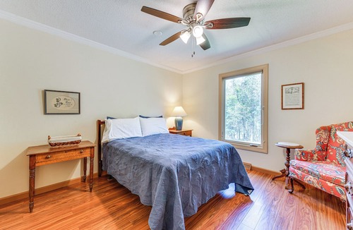 Southmont Cottage | Spacious Mount Pleasant Home w/Grill & Yard!