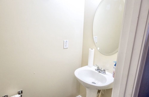Huntcliff House | Spacious Columbia Getaway Minutes to Downtown!