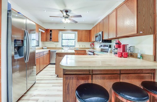 Sylvan Shores House | Lake Placid Home w/ Screened Porch: Near Lake Clay