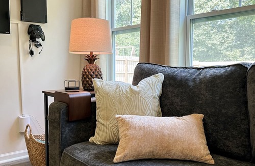 Sumter House | Spacious Home 5 miles from Shaw AFB w/ Pool Table, Firepit, & Screened-In Porch!