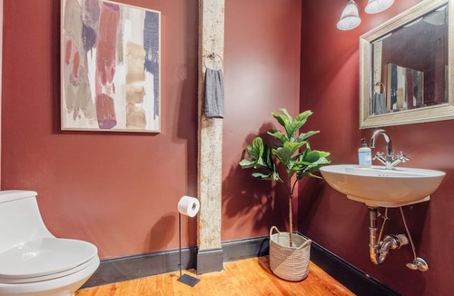 Anderson Apartment | Loft 23, downtown Anderson! New!