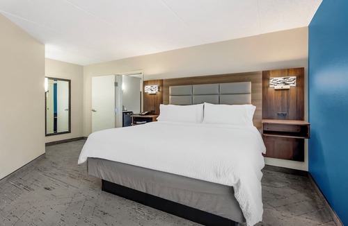 Antioch Hotel | Holiday Inn Express & Suites Nashville Southeast - Antioch by IHG